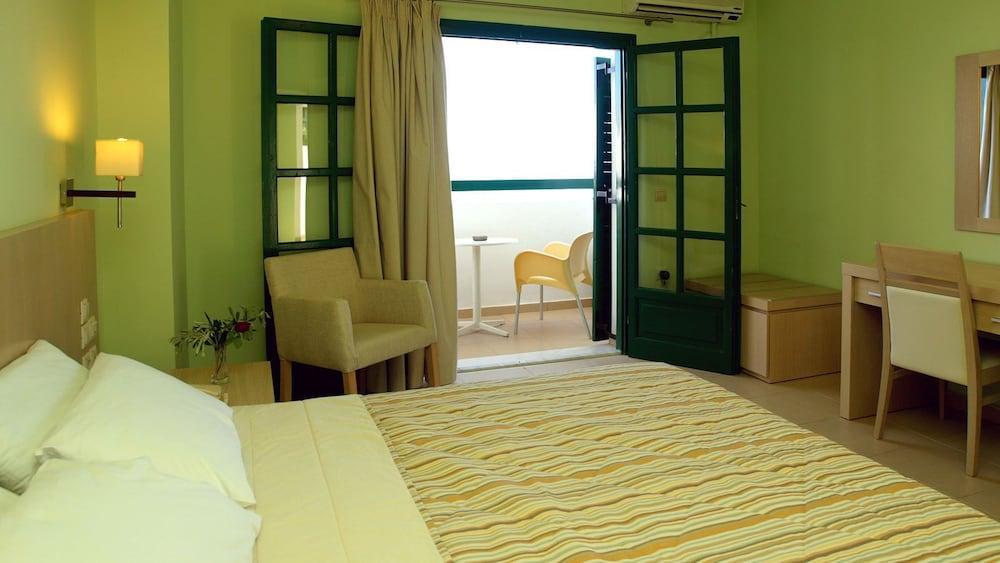 Skiathos Club Hotel & Suites Vasilias  Zewnętrze zdjęcie