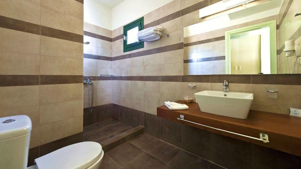 Skiathos Club Hotel & Suites Vasilias  Zewnętrze zdjęcie